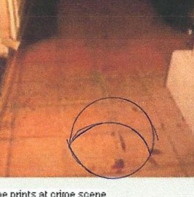 shoe print at Bundy outlined 001