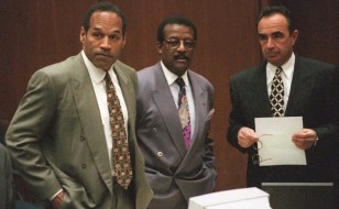O.J. Simpson (L), Johnnie Cochran Jr. (C) and Robe