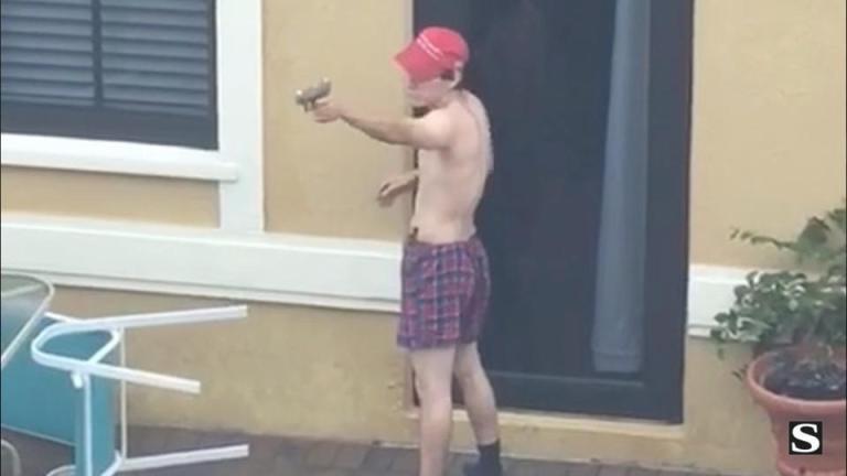 nikolas cruz in back yard shooting