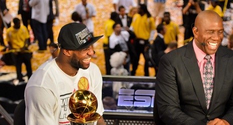 lebron and magic johnson (2)
